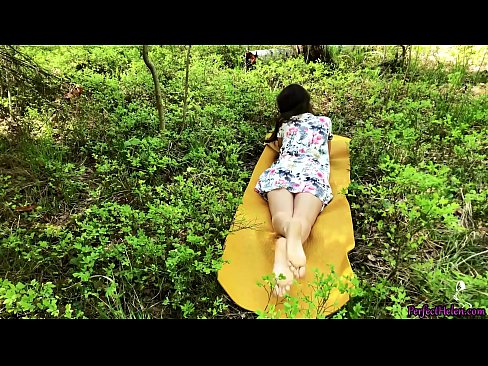 ❤️ Ang Estranghero sa Tinder Nag-masturbate sa Akong Pussy ug Mabination sa Kakahoyan Porn video sa amon