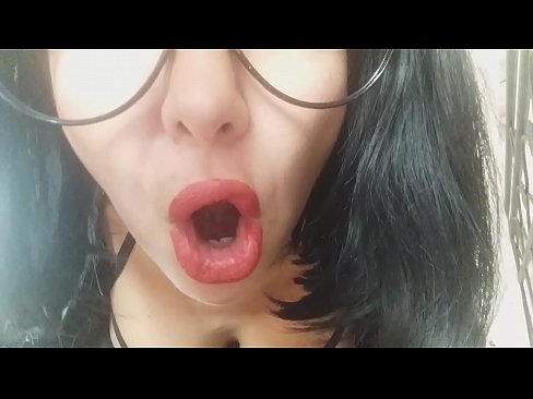 ❤️ Honey, dili ka pasudlon sa imong stepmom karon sa eskwelahan... I need you so much... Porn video sa amon